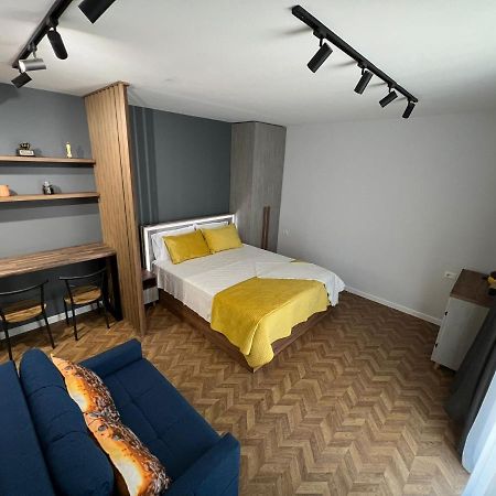 Florent'S Superb Studio, Free Parking & Garden!! Tirana Exterior foto